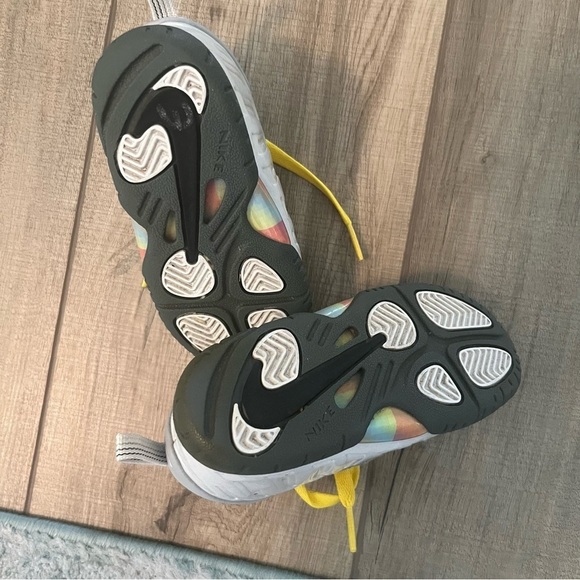 Nike Little Posite One Mid Rainbow Pixel with Yellow Laces Unisex Size 8c - Picture 5 of 6